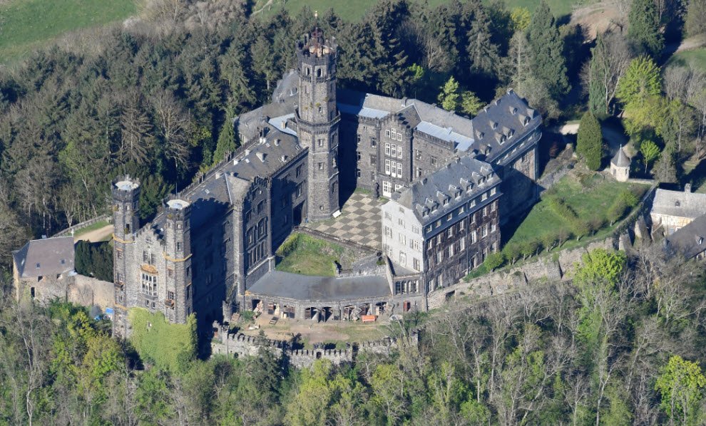 Schaumburg Castle, Rhineland-Palatinate, Balduinstein, Germany, Germany